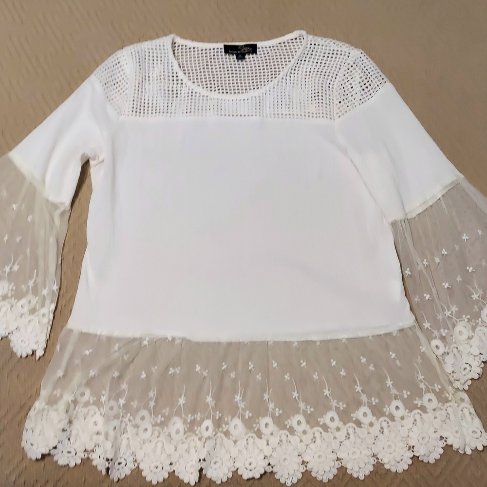 Suzanne Betro Women's Long Sleeve Ivory Lace Trim Cotton Top Size M
